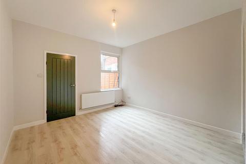 3 bedroom terraced house for sale, Bolingbroke Road, Coventry