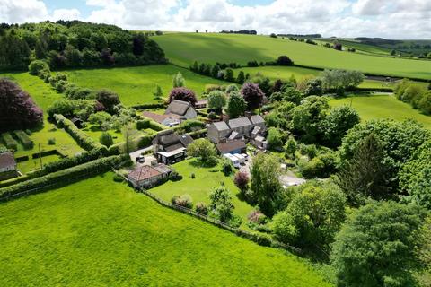 3 bedroom cottage for sale, Warminster BA12