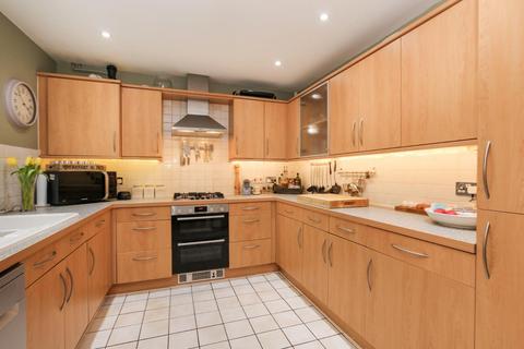 3 bedroom end of terrace house for sale, Woburn Road, Heath And Reach, Leighton Buzzard