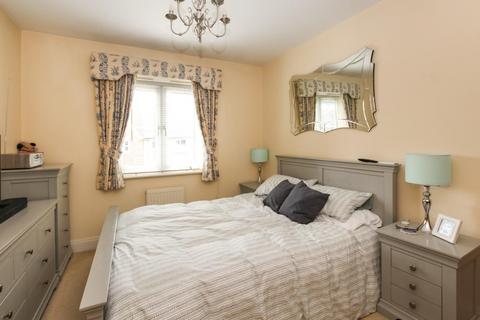 3 bedroom end of terrace house for sale, Woburn Road, Heath And Reach, Leighton Buzzard