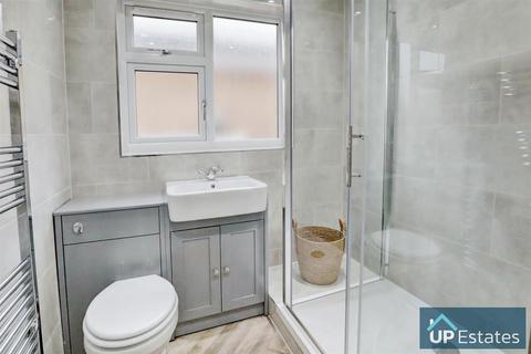 6 Zorrina Close, Nuneaton, CV10 9QD