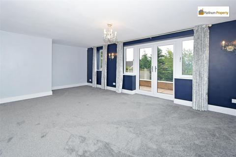3 bedroom detached bungalow for sale, Amberfield Close, Stoke-On-Trent ST3