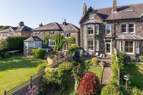 4 bedroom end of terrace house for sale, Springfield Mount, Addingham LS29