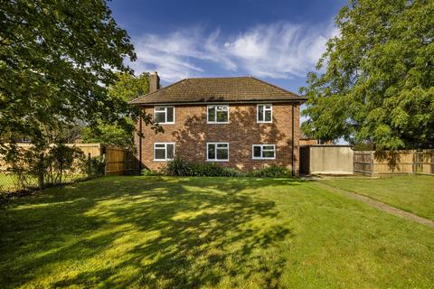 4 bedroom detached house for sale, Mouchotte Close, Biggin Hill TN16