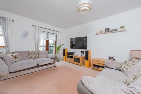 4 bedroom terraced house for sale, Northbrook Crescent, Basingstoke RG24