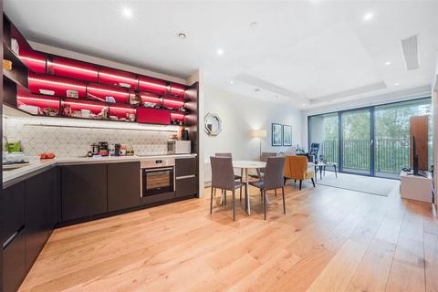 1 bedroom apartment to rent, Corson House, London E14