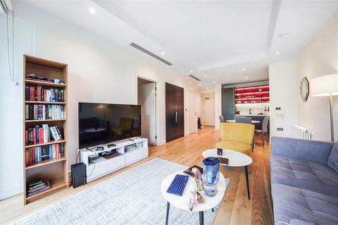 1 bedroom apartment to rent, Corson House, London E14