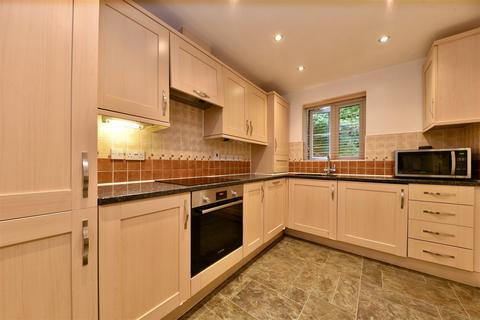 3 bedroom terraced house for sale, Finbracks, Stevenage