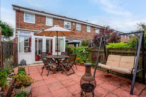 2 bedroom end of terrace house for sale, Waterman Court, Acomb, York