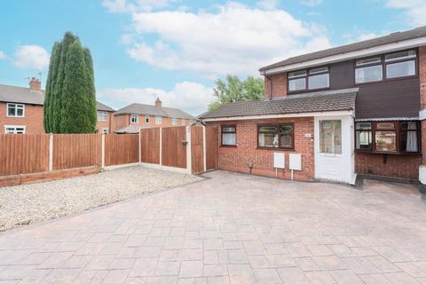 3 bedroom semi-detached house for sale, Waring Close, Tipton