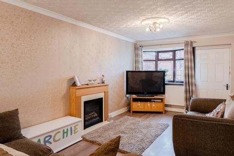 3 bedroom semi-detached house for sale, Waring Close, Tipton