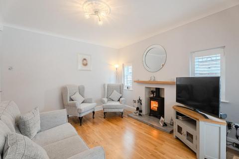 32 Catholic Lane, Sedgley, Dudley, DY3 3UG