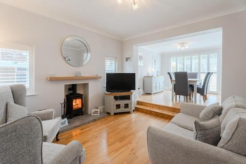 32 Catholic Lane, Sedgley, Dudley, DY3 3UG