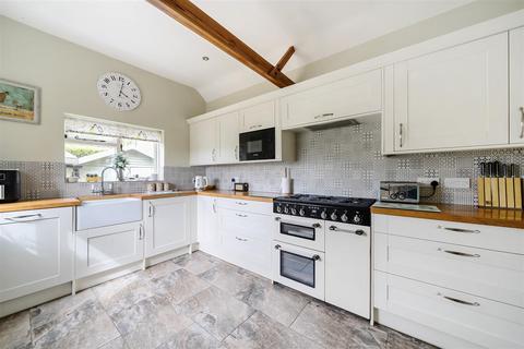 2 bedroom detached house for sale, Church Hill, Bromham