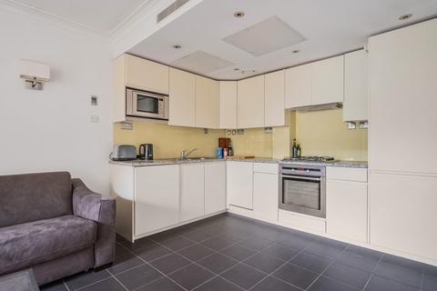 1 bedroom apartment for sale, Coleridge Gardens, Chelsea, SW10