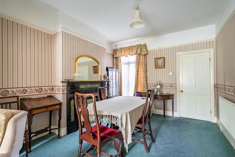 3 bedroom terraced house for sale, Knavesmire Crescent, York