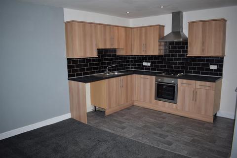 2 bedroom apartment to rent, High Street, Wakefield WF4