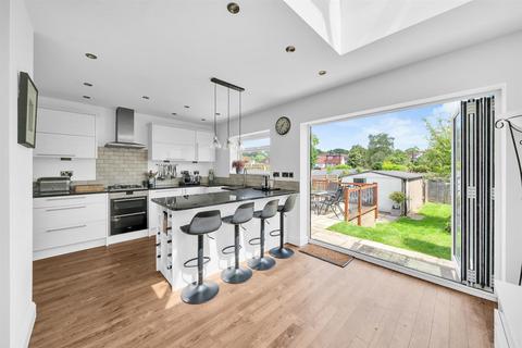 4 bedroom semi-detached house for sale, Oak Tree Gardens, Bromley, BR1