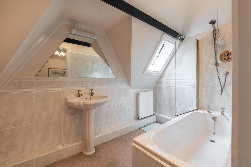 Bathrooms-2.jpg