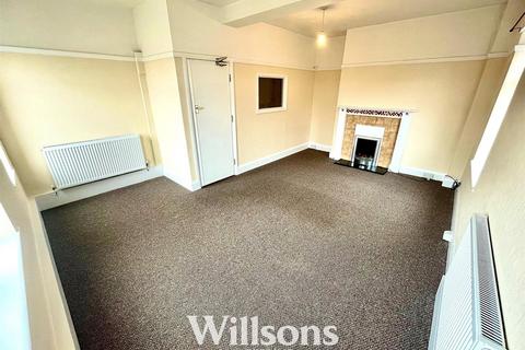 2 bedroom flat to rent, North Parade, Skegness