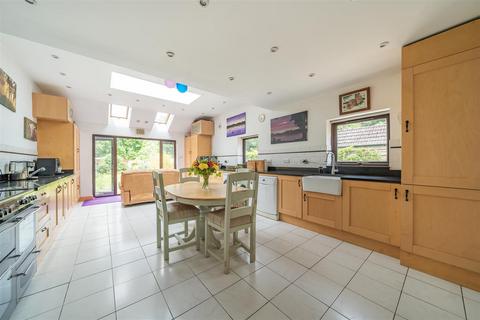 3 bedroom detached house for sale, Passfield Common, Passfield, Liphook