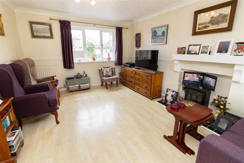 4 bedroom detached house for sale, Harwood Drive, Killingworth, Newcastle Upon Tyne