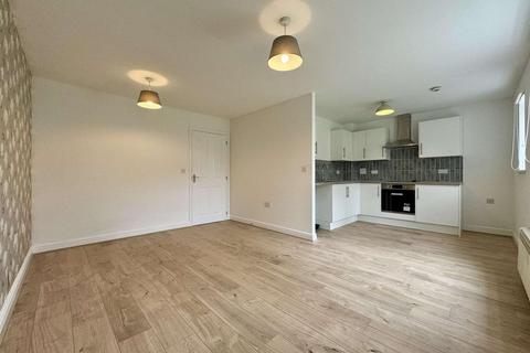 2 bedroom ground floor flat to rent, Scholars Walk, Bexhill-On-Sea TN39