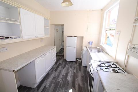 3 bedroom terraced house to rent, MURRAY ROAD