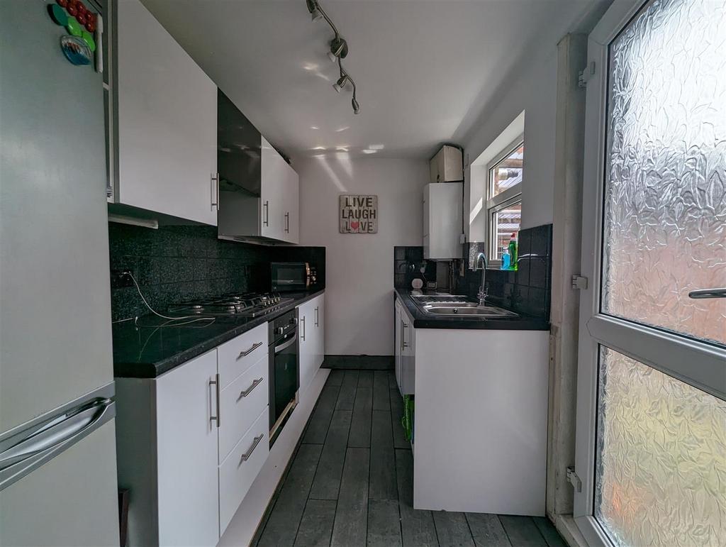 Neasham Road, Darlington 3 bed terraced house for sale £85,000