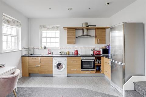 1 bedroom flat for sale, Derby Road, Nottingham NG7