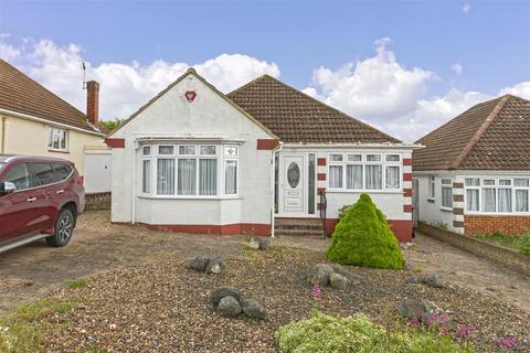 3 bedroom detached house to rent, Hayling Rise, Worthing