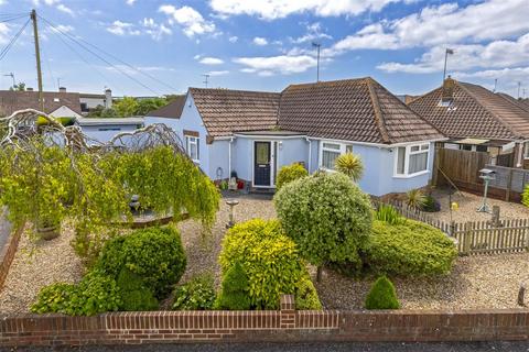 4 bedroom detached bungalow for sale, Muirfield Close, Worthing