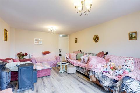 2 bedroom semi-detached house for sale, High Street Avenue, Arnold NG5