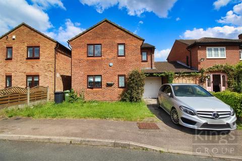 17 Oakview Close, Cheshunt, Waltham Cross, EN7 6LJ