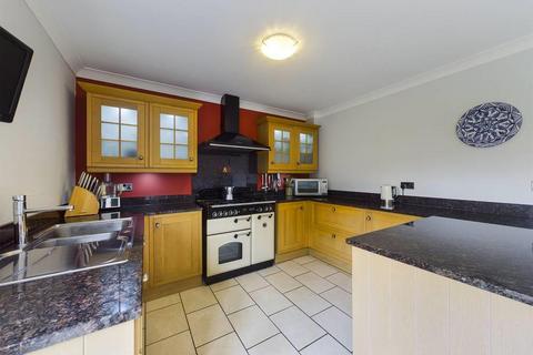 3 bedroom semi-detached house for sale, Kingsgate, Bridlington