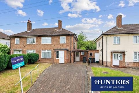 3 bedroom semi-detached house for sale, Sheephouse Way, New Malden