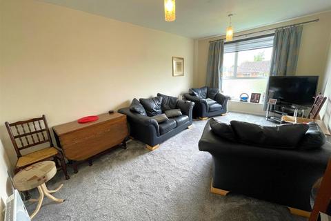 94 Alexandria Drive, Westhoughton, Bolton, BL5 3HF