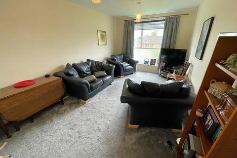 94 Alexandria Drive, Westhoughton, Bolton, BL5 3HF