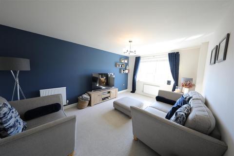 4 bedroom detached house for sale, Albert Row, Cottingham