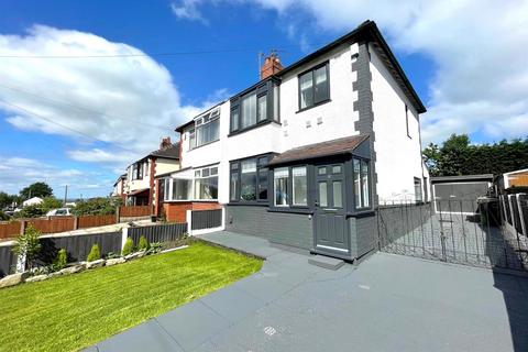 3 bedroom semi-detached house for sale, Park Road, Westhoughton