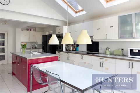 3 bedroom detached house for sale, Surbiton Hill Park, Surbiton