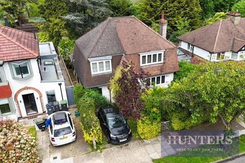 3 bedroom detached house for sale, Surbiton Hill Park, Surbiton