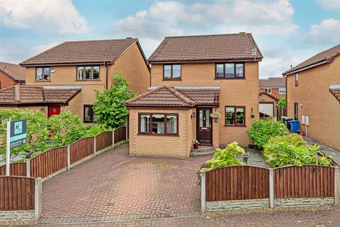 3 bedroom detached house for sale, Castle Green, Westbrook, Warrington