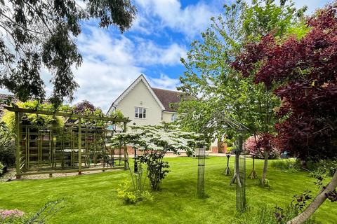 17 Chandlers, Burnham-on-crouch, CM0 8NY