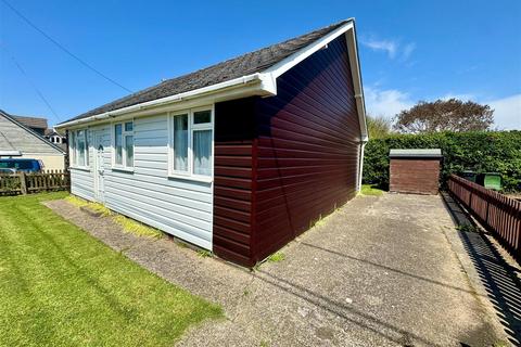 3 bedroom bungalow for sale, Leadengate Close, Braunton EX33