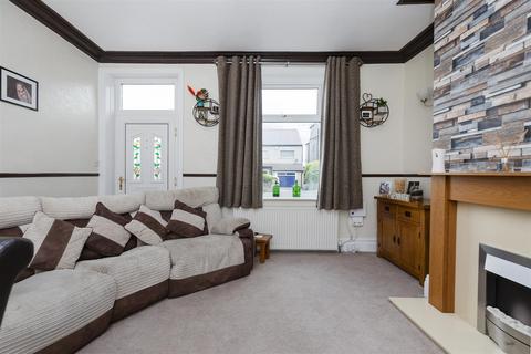 375 Halifax Road, Brighouse, HD6 2QJ