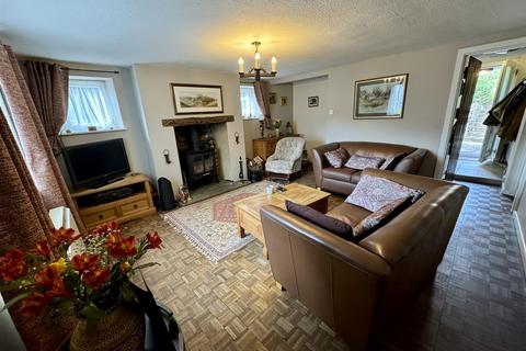 2 bedroom end of terrace house for sale, Church Cottages, Longhope GL17