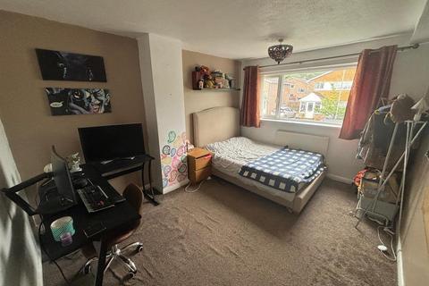 8 Halton Close, Stocksfield, NE43 7ET