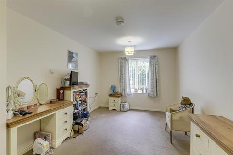 2 bedroom flat for sale, Lacemaker Court, Tamworth Road, Long Eaton NG10