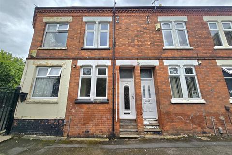 2 bedroom terraced house to rent, Whinchat Road, Leicester LE5